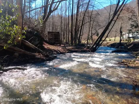 1412 Dicks Creek Road Sylva NC 28779