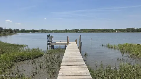 213 Hwy 70 Otway Beaufort NC 28516