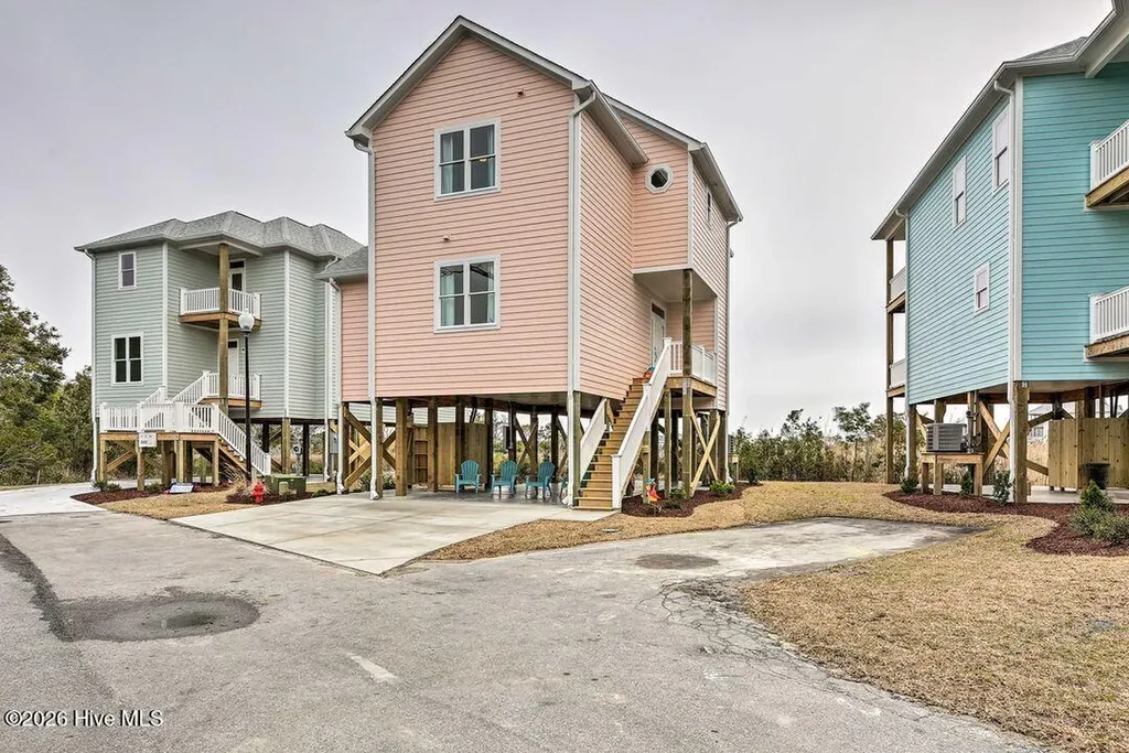 124 Salt Marsh Way Atlantic Beach NC 28512