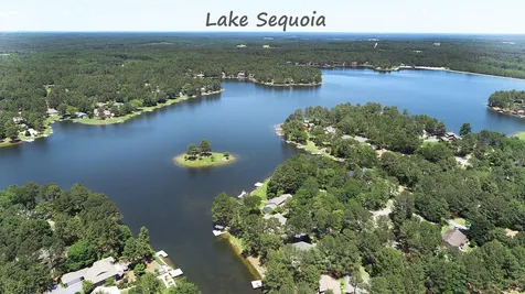 117 Sandham Court Seven Lakes NC 27376