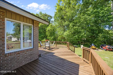 105 Dogwood Drive Washington NC 27889