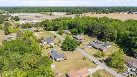 105 Dogwood Drive Washington NC 27889