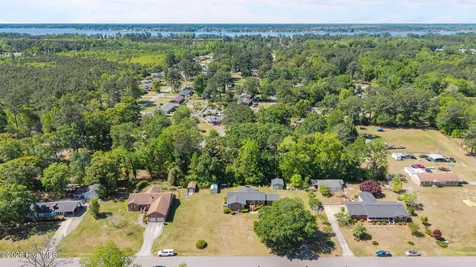 105 Dogwood Drive Washington NC 27889