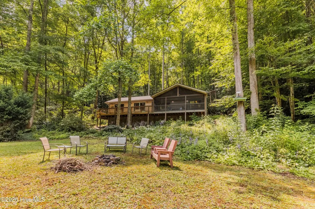 6488 Yellow Creek Road Robbinsville NC 28771