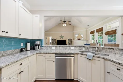 119 Break Water Drive Newport NC 28570
