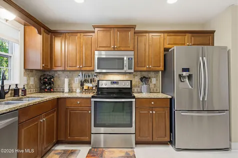 105 Sages Ridge Drive Holly Ridge NC 28445