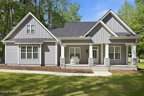123 Trent Lane Chocowinity NC 27817