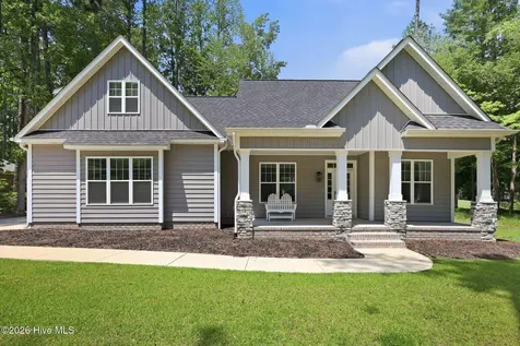 123 Trent Lane Chocowinity NC 27817