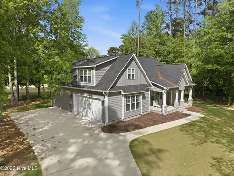 123 Trent Lane Chocowinity NC 27817