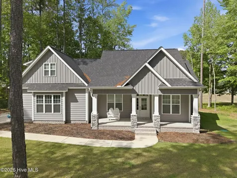 123 Trent Lane Chocowinity NC 27817
