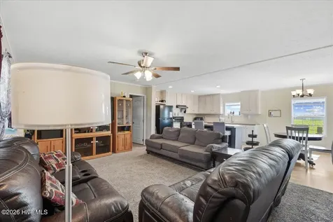 2912 Basstown Road Clinton NC 28328