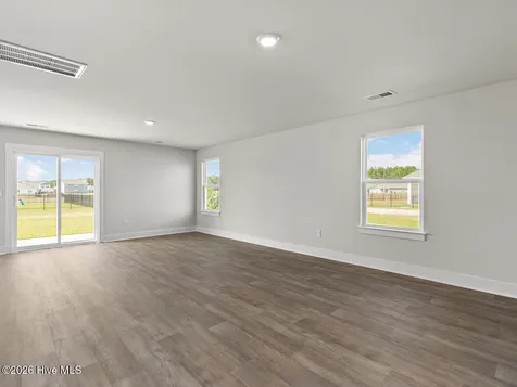 401 Driftwood Drive Richlands NC 28574