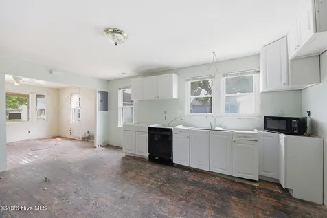 408 Pollock Street Beaufort NC 28516