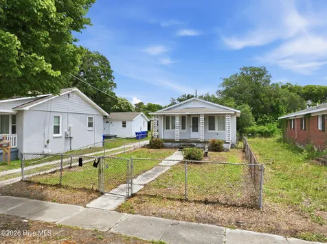 408 Pollock Street Beaufort NC 28516