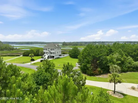 510 Shipmast Court Beaufort NC 28516