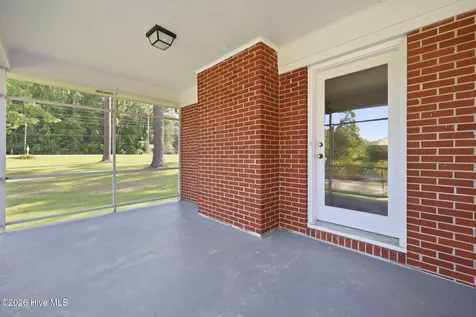 1760 John Small Avenue Washington NC 27889