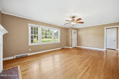 1760 John Small Avenue Washington NC 27889
