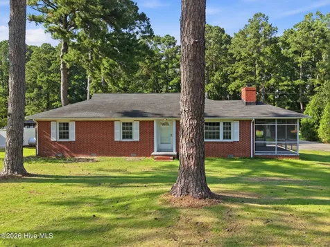 1760 John Small Avenue Washington NC 27889