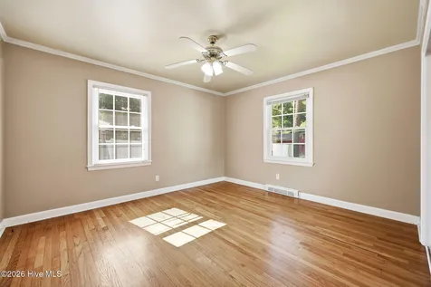 1760 John Small Avenue Washington NC 27889