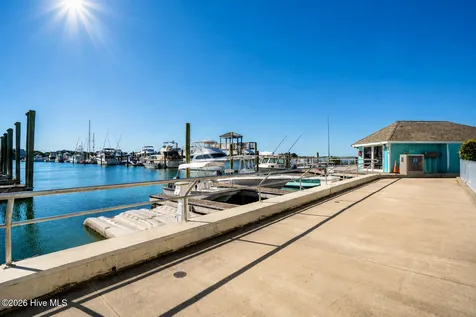 322 Causeway Drive Wrightsville Beach NC 28480
