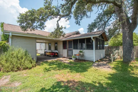 103 Carteret Avenue Beaufort NC 28516