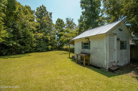 103 Carteret Avenue Beaufort NC 28516