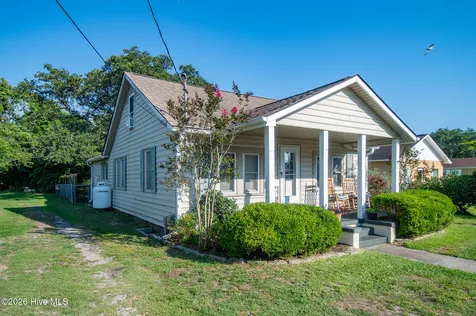 103 Carteret Avenue Beaufort NC 28516