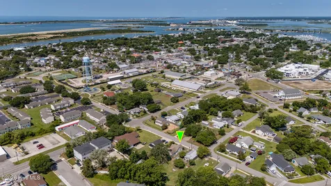 103 Carteret Avenue Beaufort NC 28516