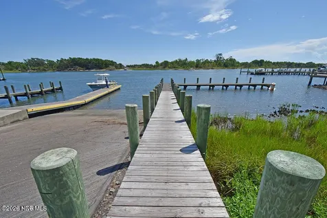 103 Carteret Avenue Beaufort NC 28516
