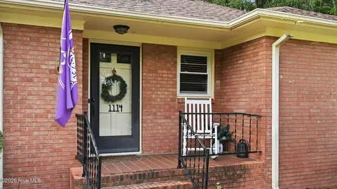 1114 W Ragsdale Road Greenville NC 27858