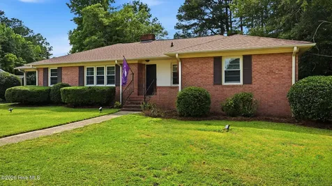 1114 W Ragsdale Road Greenville NC 27858