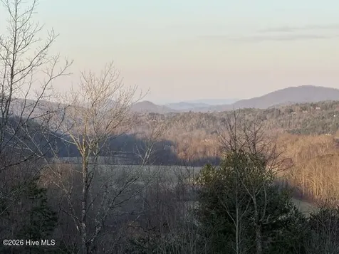 8,9 Downings Creek Road Hayesville NC 28904