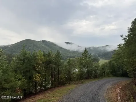 8,9 Downings Creek Road Hayesville NC 28904