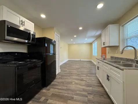 565 Manly Avenue Wilmington NC 28405