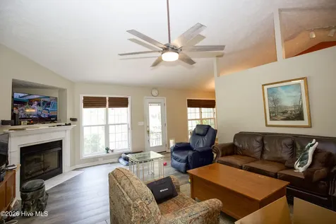 340 Queens Cove Way Carthage NC 28327