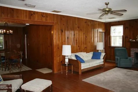 7 E Columbia Street E Wrightsville Beach NC 28480