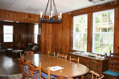 7 E Columbia Street E Wrightsville Beach NC 28480