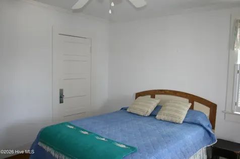 7 E Columbia Street E Wrightsville Beach NC 28480