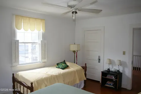7 E Columbia Street E Wrightsville Beach NC 28480