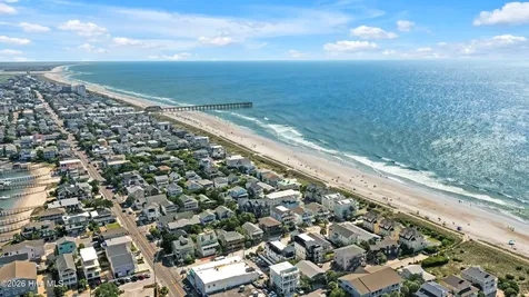7 E Columbia Street E Wrightsville Beach NC 28480