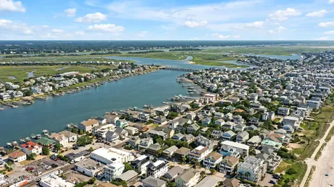 7 E Columbia Street E Wrightsville Beach NC 28480