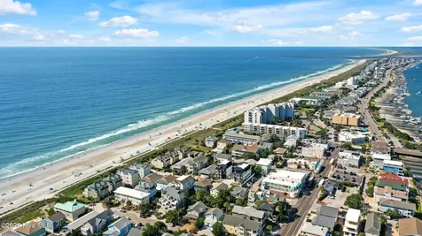 7 E Columbia Street E Wrightsville Beach NC 28480
