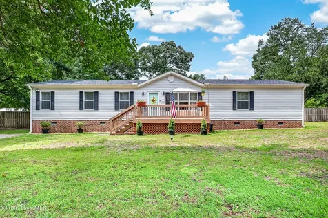 41 Warwick Court Hampstead NC 28443