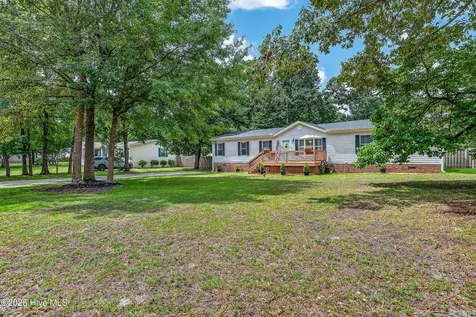 41 Warwick Court Hampstead NC 28443