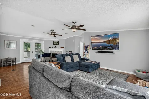 41 Warwick Court Hampstead NC 28443