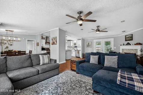41 Warwick Court Hampstead NC 28443