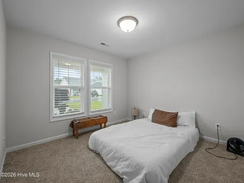 602 Villa Cove Newport NC 28570