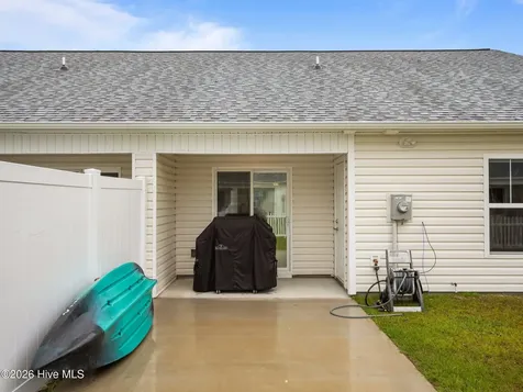 602 Villa Cove Newport NC 28570