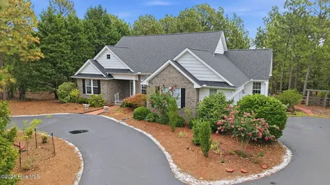 209 Longleaf Drive West End NC 27376