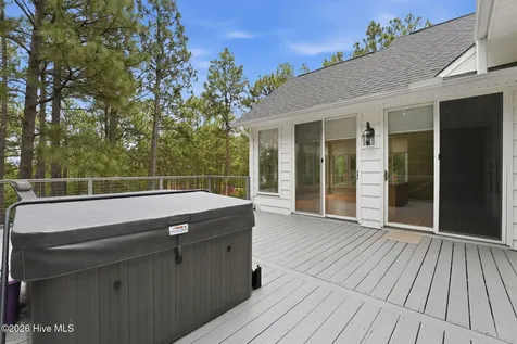 209 Longleaf Drive West End NC 27376